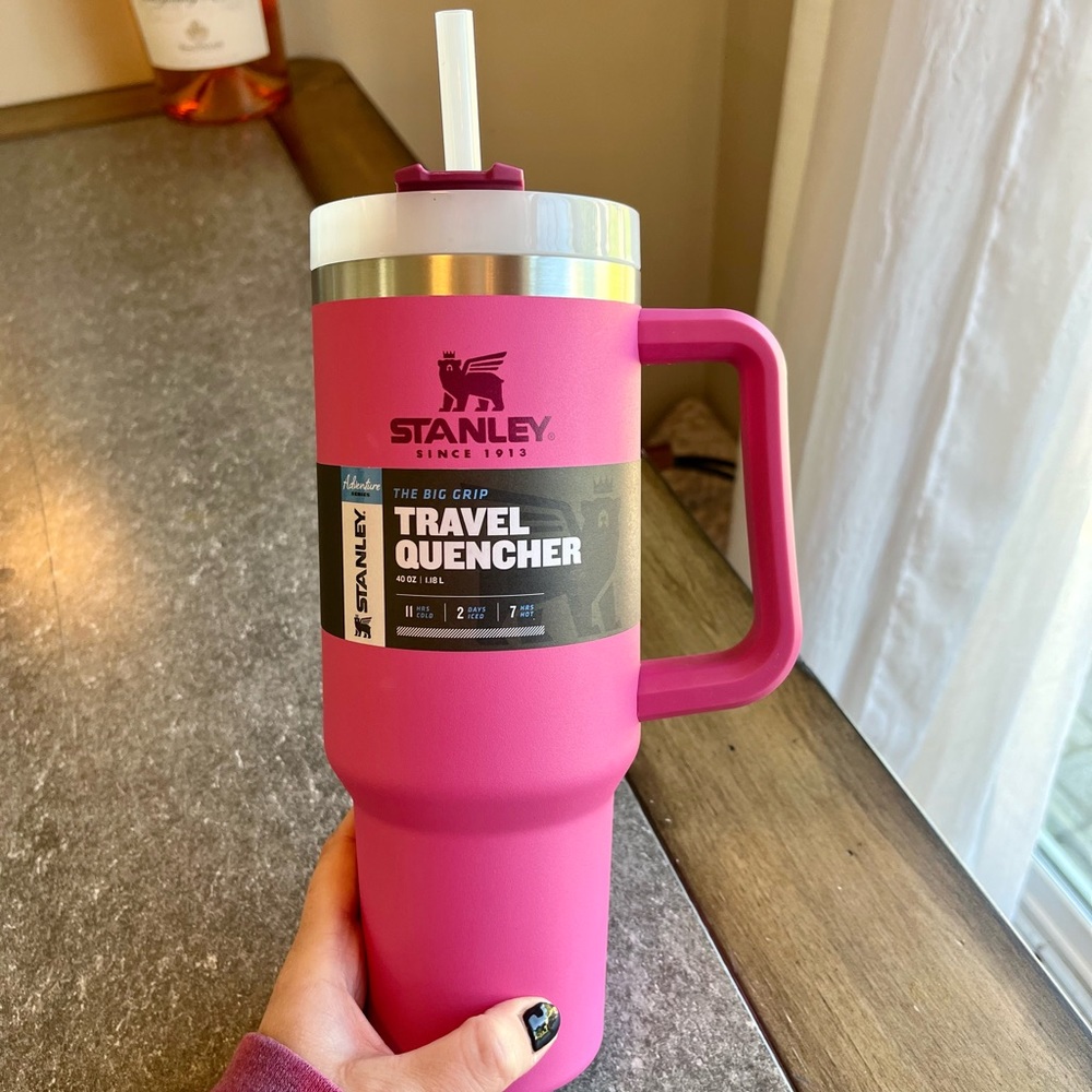 Stanley - 40 oz Adventure Quencher Travel Tumbler - Azalea (Hot Pink) - NWT!
